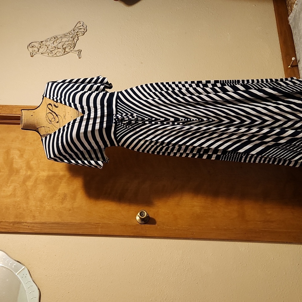 BANANA REPUBLIC: Navy & White Striped Maxi Dress Size L